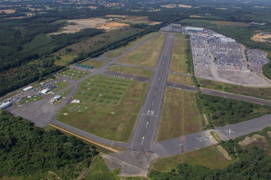 blackbushe_airfield