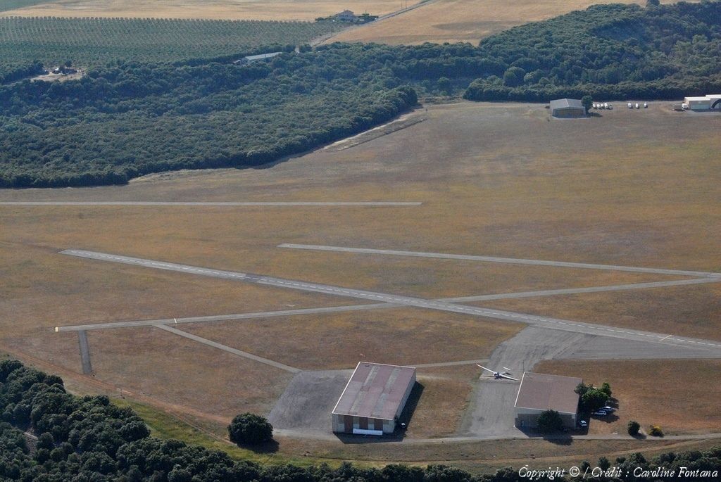 Airfield_Château