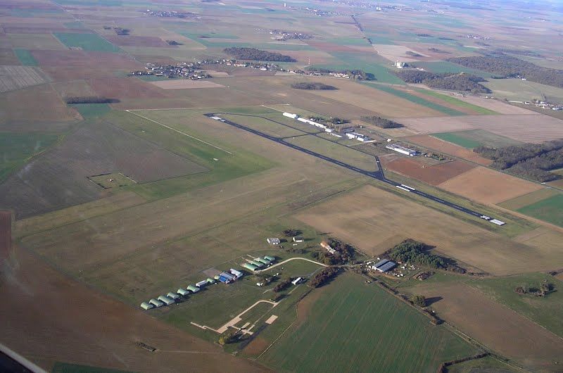 Airfield_Blois