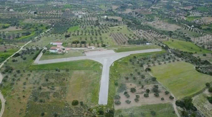 dounis_airfield