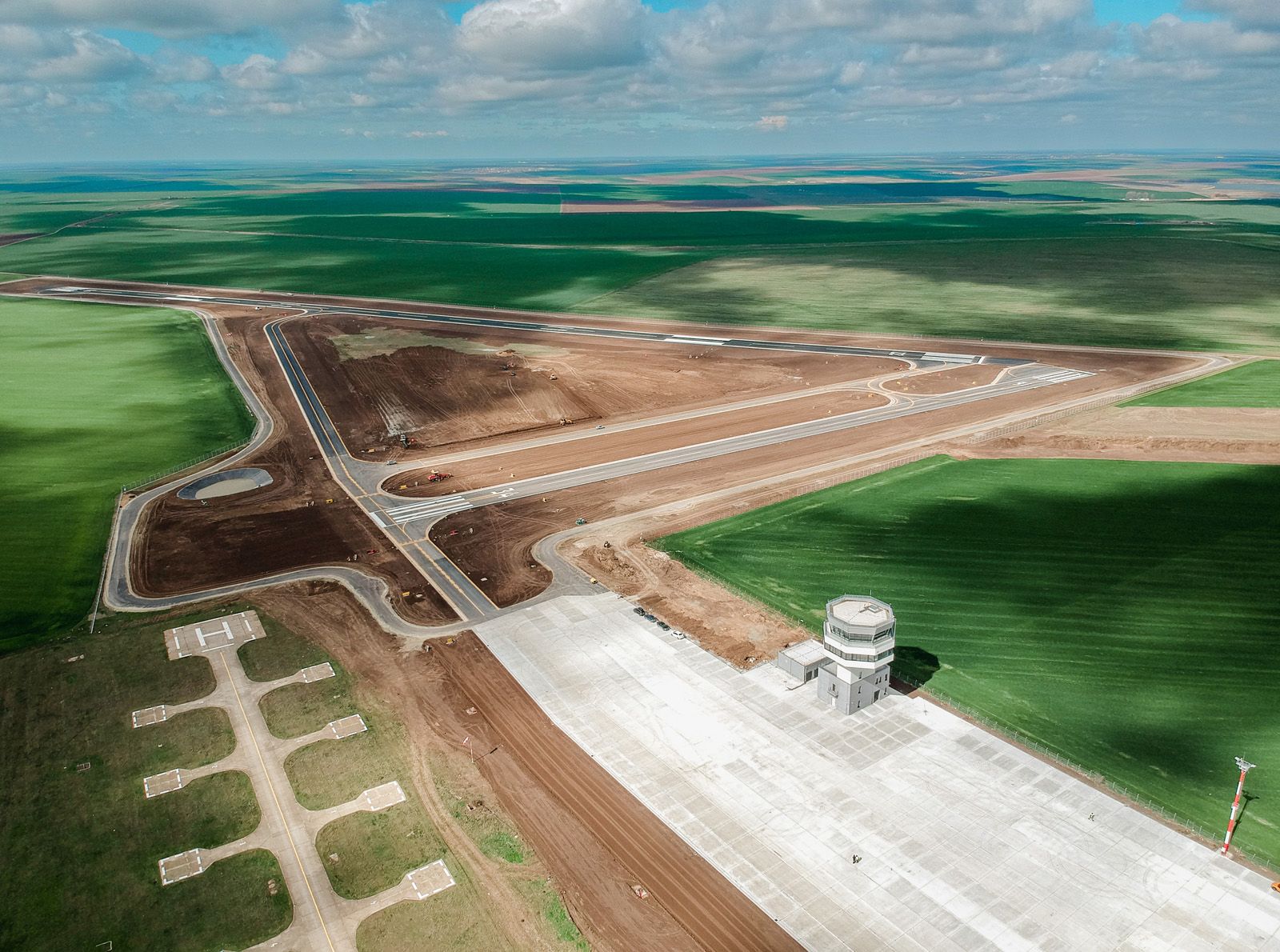 tuzla_airfield